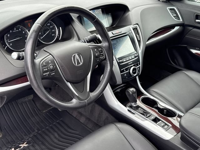 Used 2017 Acura TLX FWD image 19