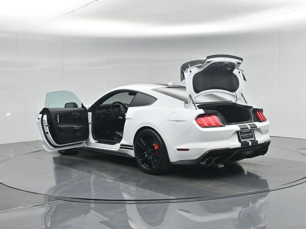 Certified 2022 Ford Mustang Shelby GT500 w/ Technology Package RWD image 34