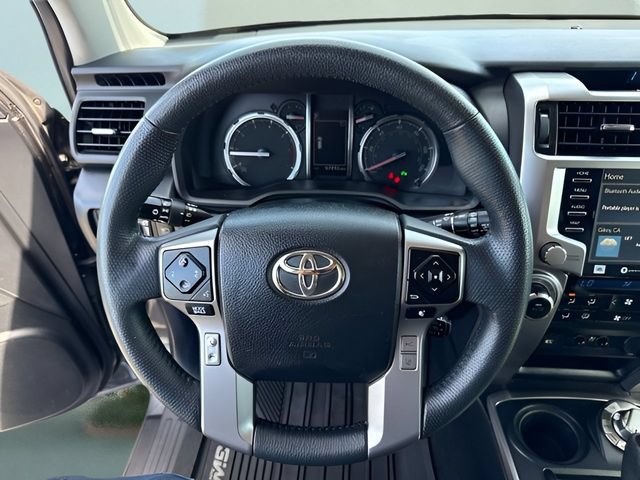 Used 2020 Toyota 4Runner Limited AWD/4WD image 23