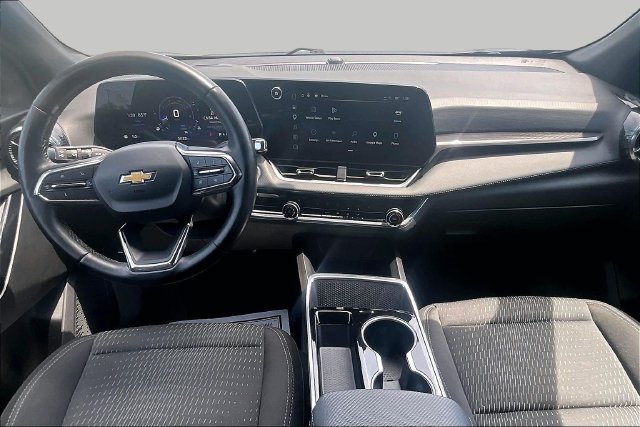 Used 2025 Chevrolet Equinox LT FWD image 16