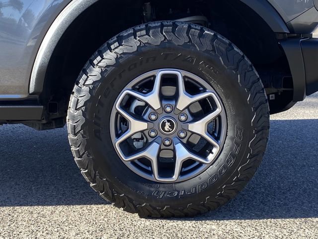 Certified 2025 Ford Bronco Badlands AWD/4WD image 9