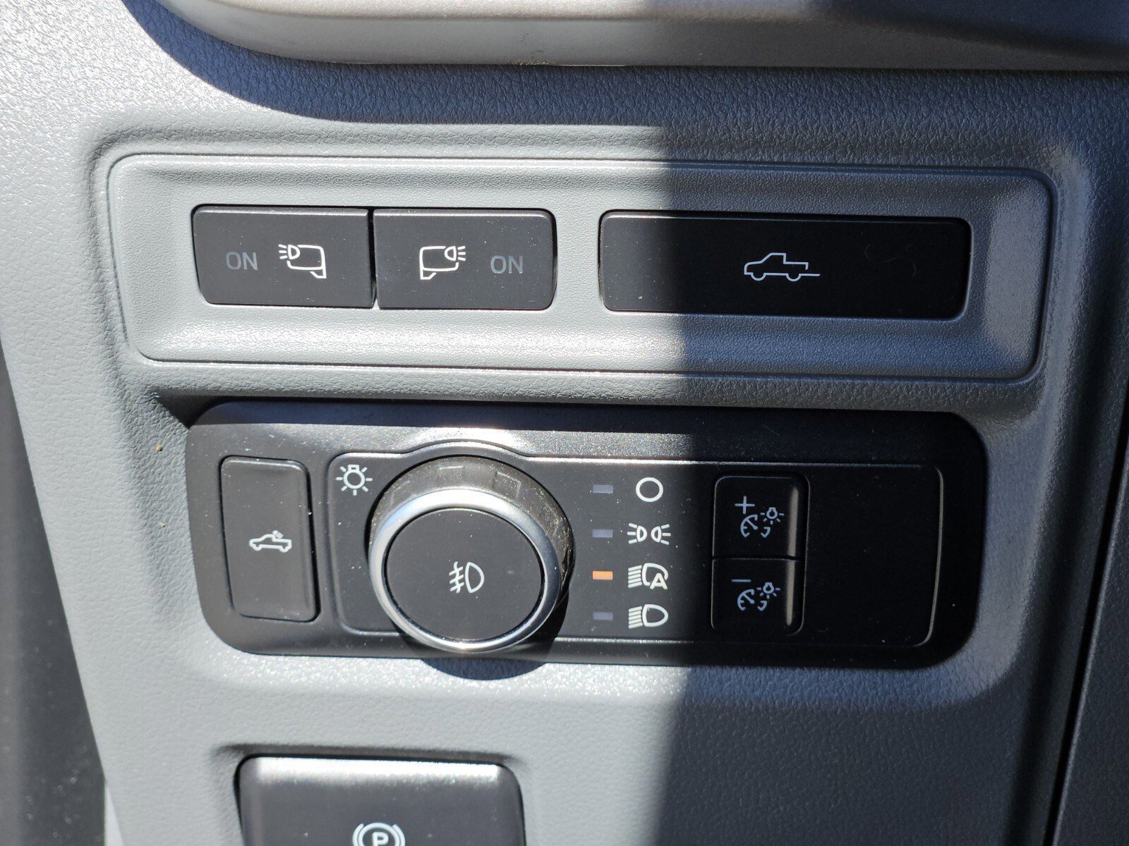 Certified 2022 Ford F150 XLT w/ Equipment Group 302A High image 25