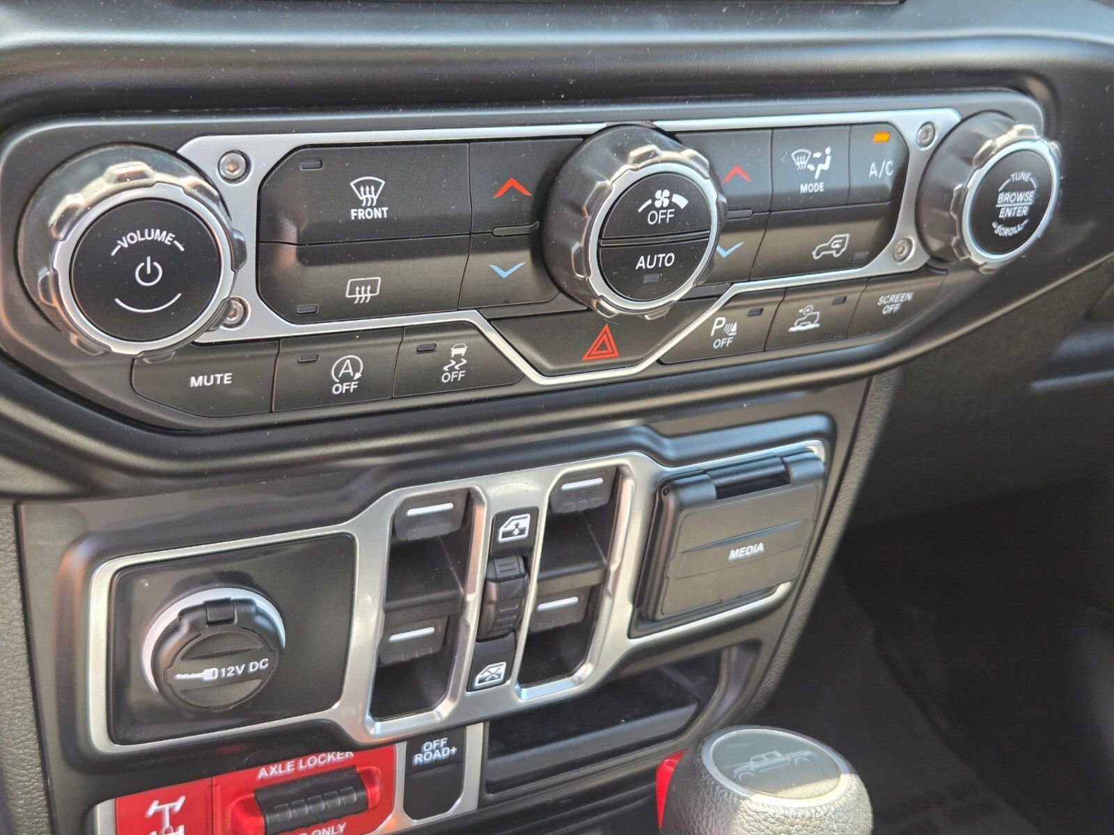 Used 2021 Jeep Gladiator Mojave AWD/4WD image 22