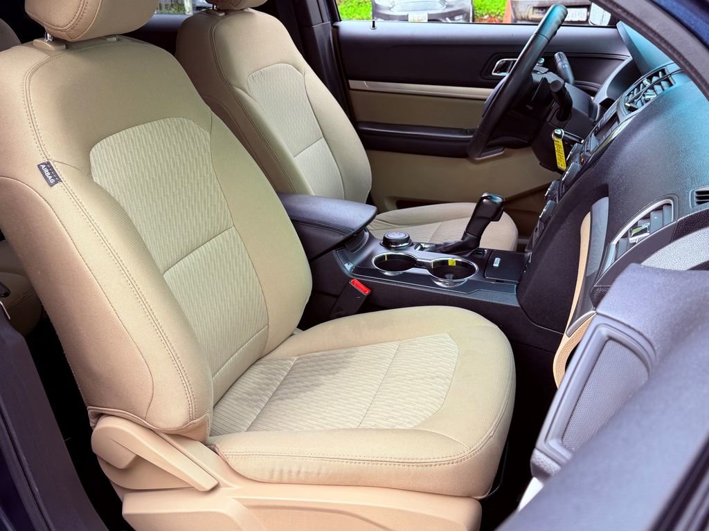 Certified 2017 Ford Explorer 4WD image 8