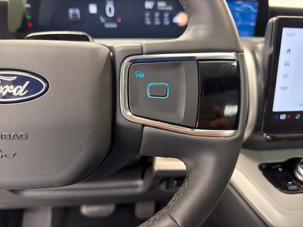 Certified 2025 Ford Expedition Active RWD image 24