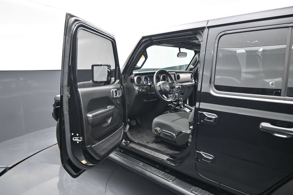 Used 2021 Jeep Wrangler Unlimited Sport AWD/4WD image 9