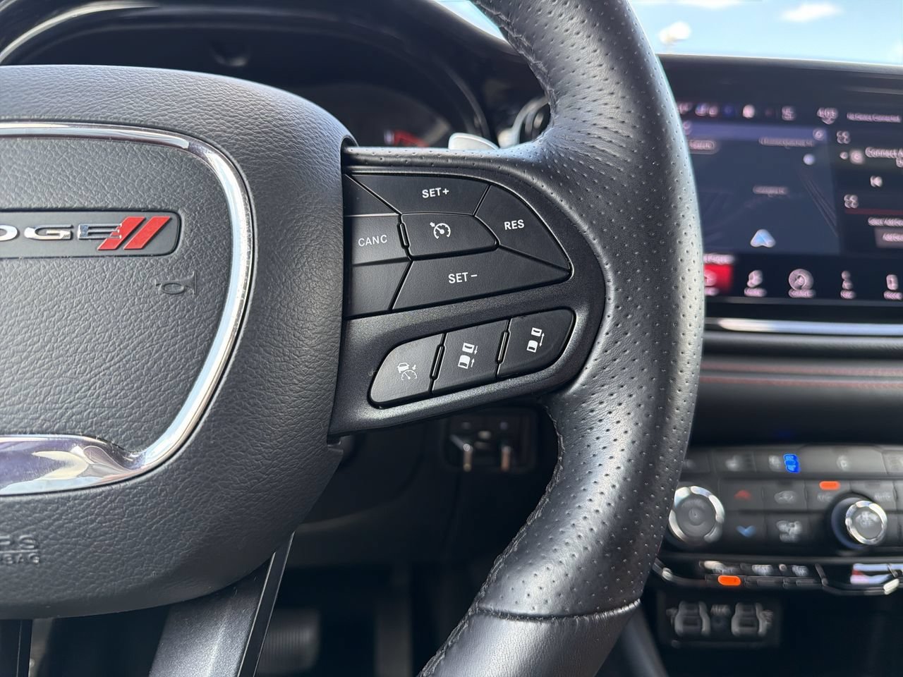 Used 2024 Dodge Durango GT RWD image 31