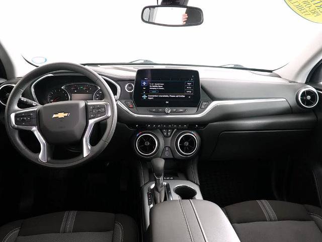 Used 2023 Chevrolet Blazer LT w/ Convenience Package FWD image 2