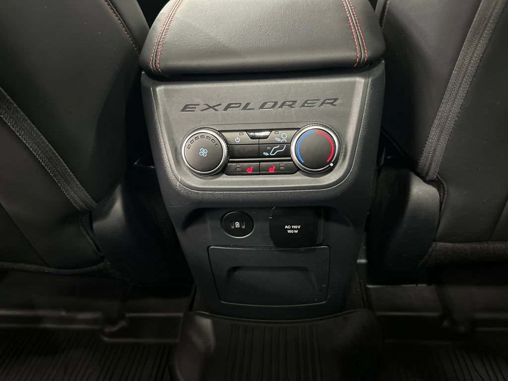 Certified 2025 Ford Explorer ST-Line w/ ST-Line Street Pack AWD/4WD image 32