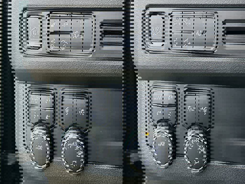 Used 2023 Chevrolet Tahoe Z71 image 27