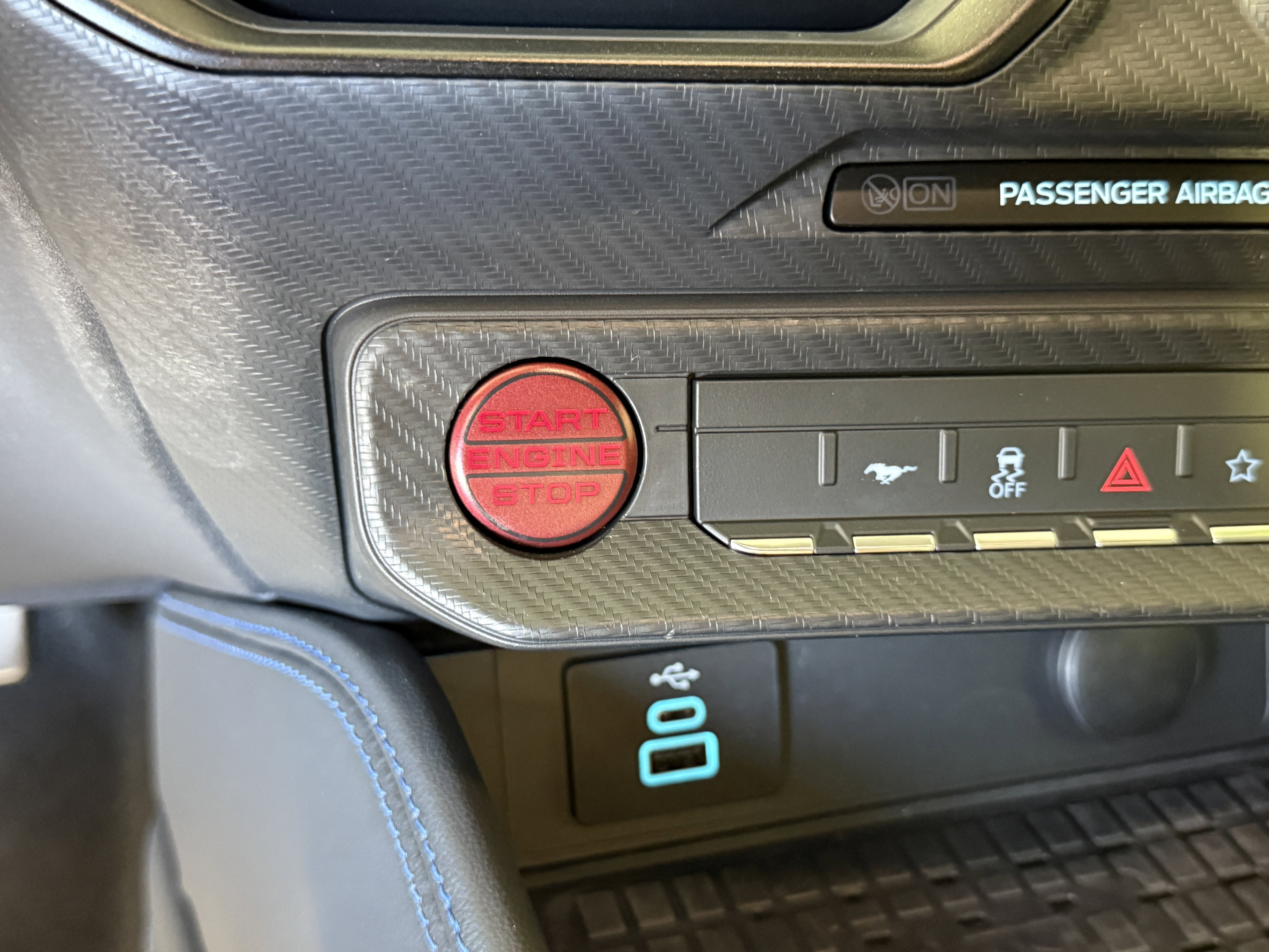 Certified 2024 Ford Mustang Dark Horse image 29