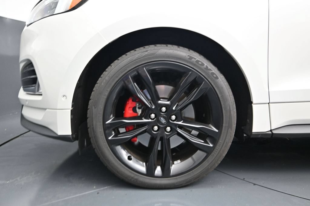 Certified 2022 Ford Edge ST w/ Equipment Group 401A AWD/4WD image 16