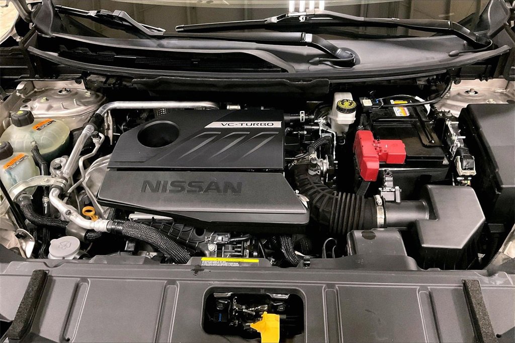 Used 2023 Nissan Rogue Platinum w/ Platinum Premium Package image 12