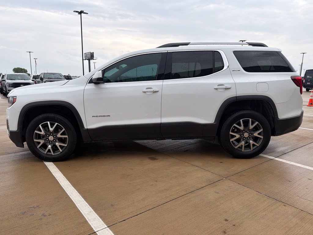 Used 2022 GMC Acadia SLE w/ Driver Convenience Package FWD image 5