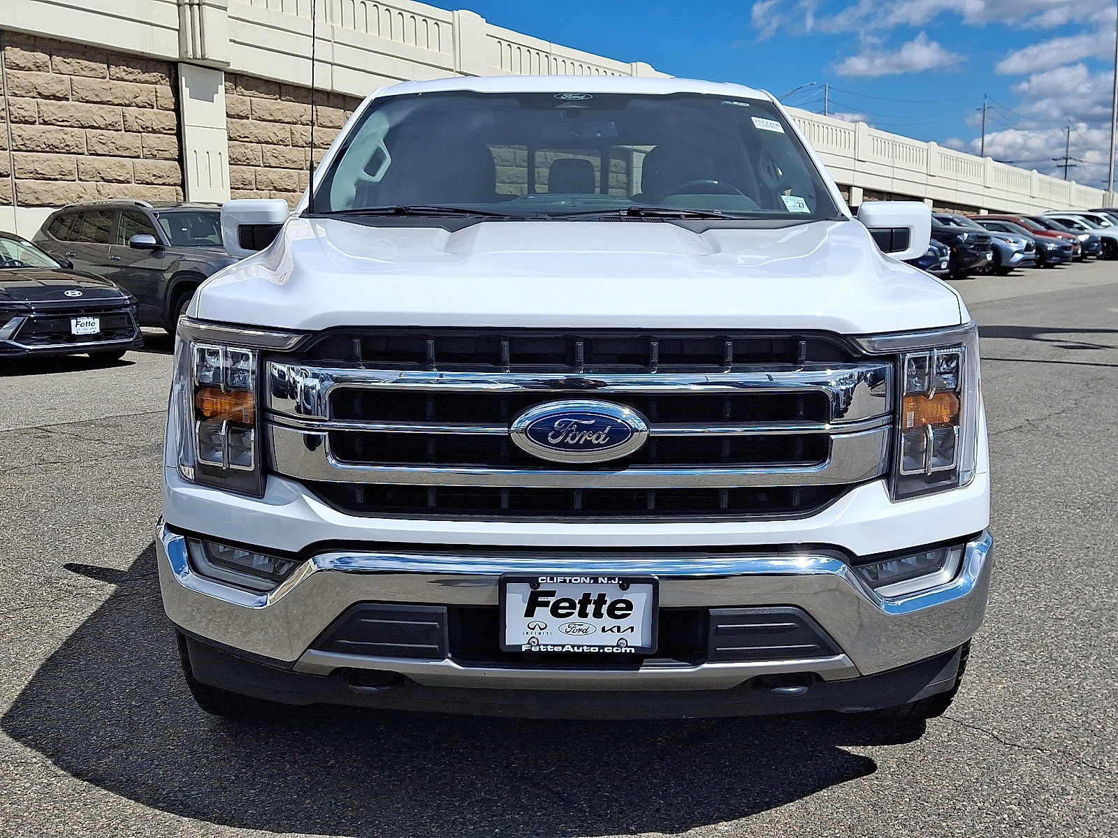 Certified 2022 Ford F150 Lariat w/ Equipment Group 501A Mid image 7