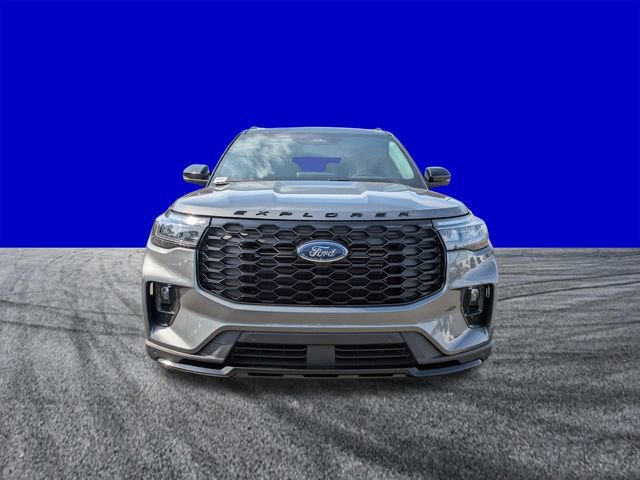Certified 2026 Ford Explorer ST-Line w/ ST-Line Street Pack RWD image 9