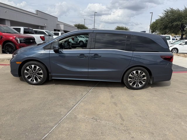 Used 2025 Honda Odyssey Elite image 6