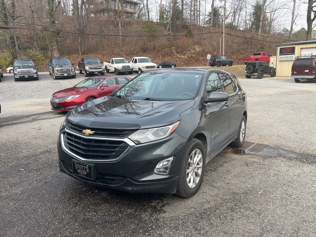 Used 2020 Chevrolet Equinox LT w/ Driver Convenience Package image 5