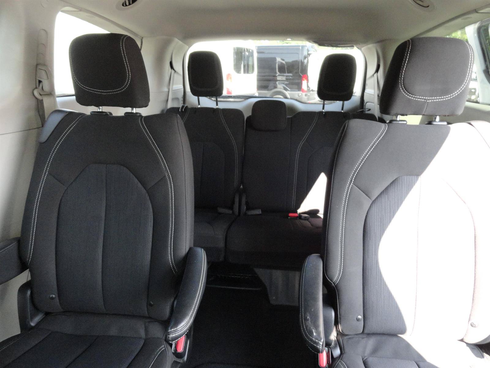 Used 2023 Chrysler Voyager LX FWD image 15