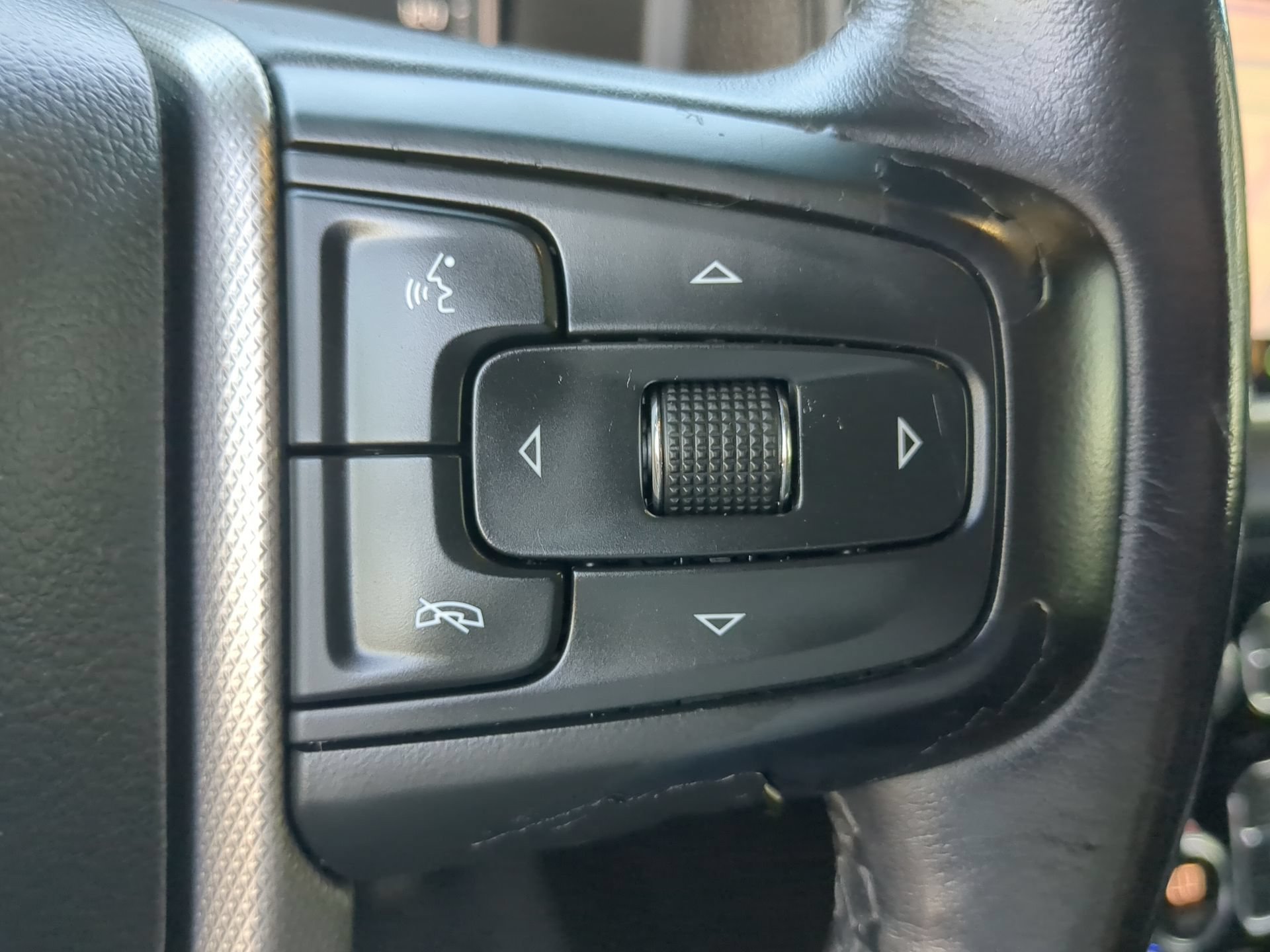Used 2021 GMC Yukon Denali RWD image 68