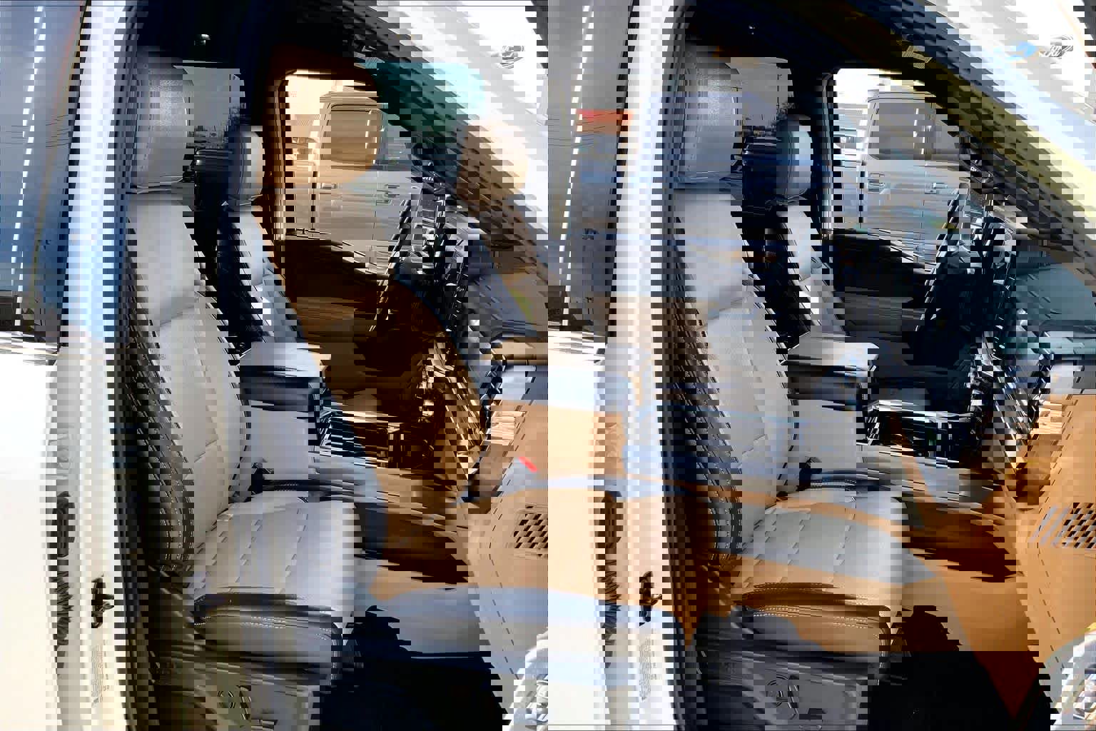 Certified 2025 Ford F250 Lariat w/ Chrome Package image 10