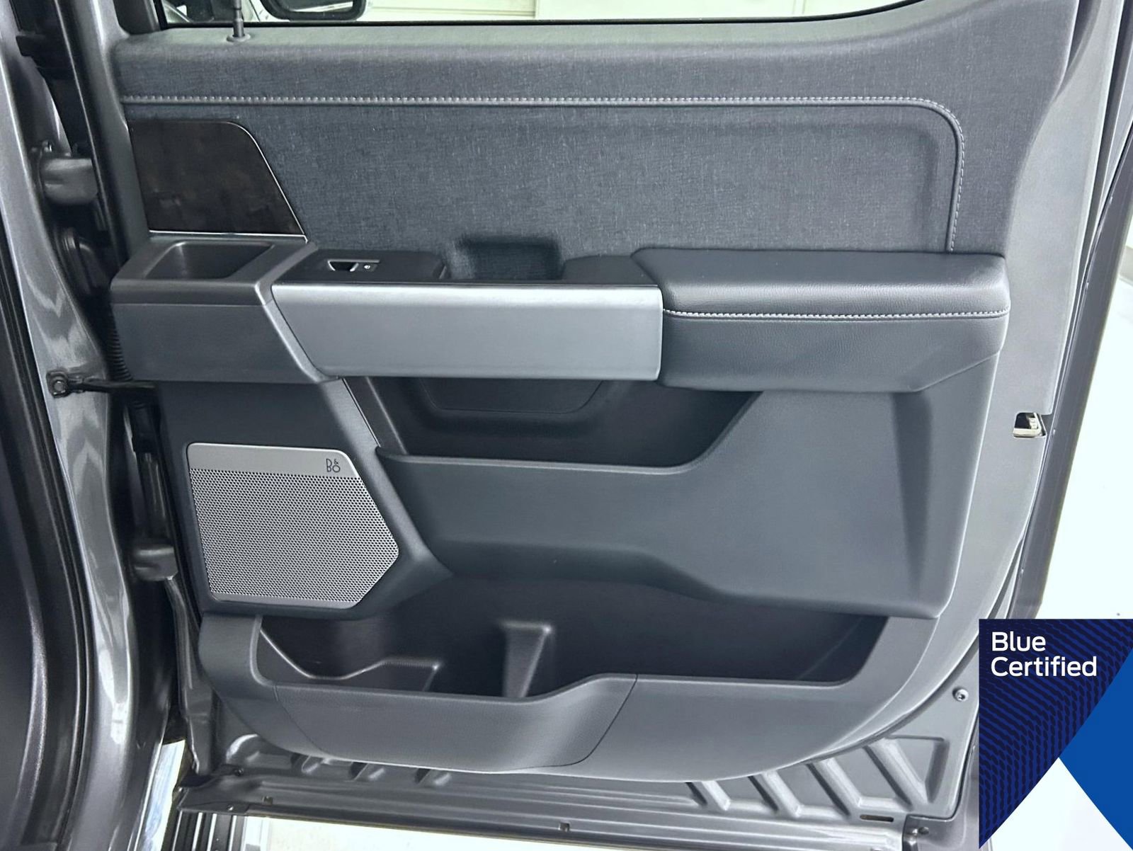 Certified 2021 Ford F150 Lariat w/ Equipment Group 502A High image 17