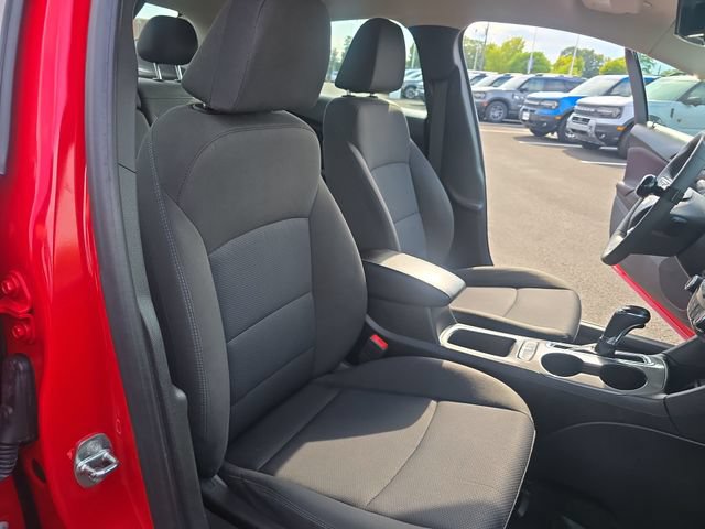 Used 2018 Chevrolet Cruze LT w/ Convenience Package FWD image 23