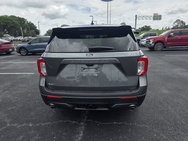 Certified 2023 Ford Explorer XLT w/ Equipment Group 202A RWD image 6