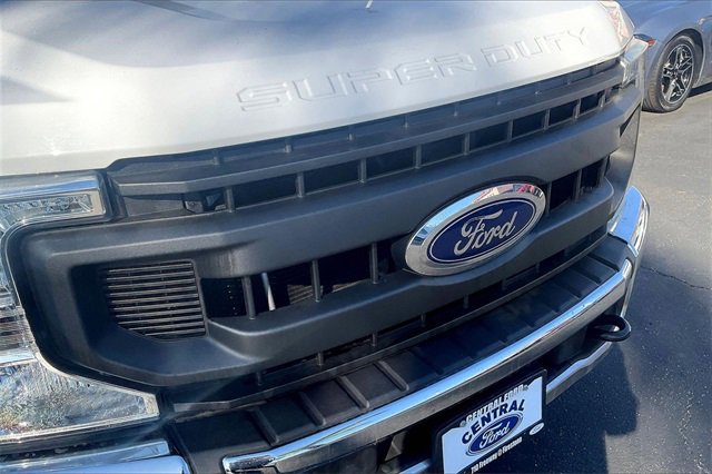 Certified 2020 Ford F250 XL w/ Power Equipment Group image 26