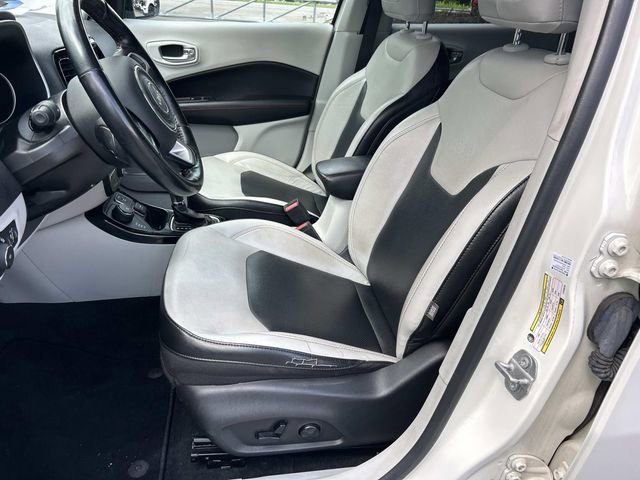 Used 2020 Jeep Compass Limited AWD/4WD image 31
