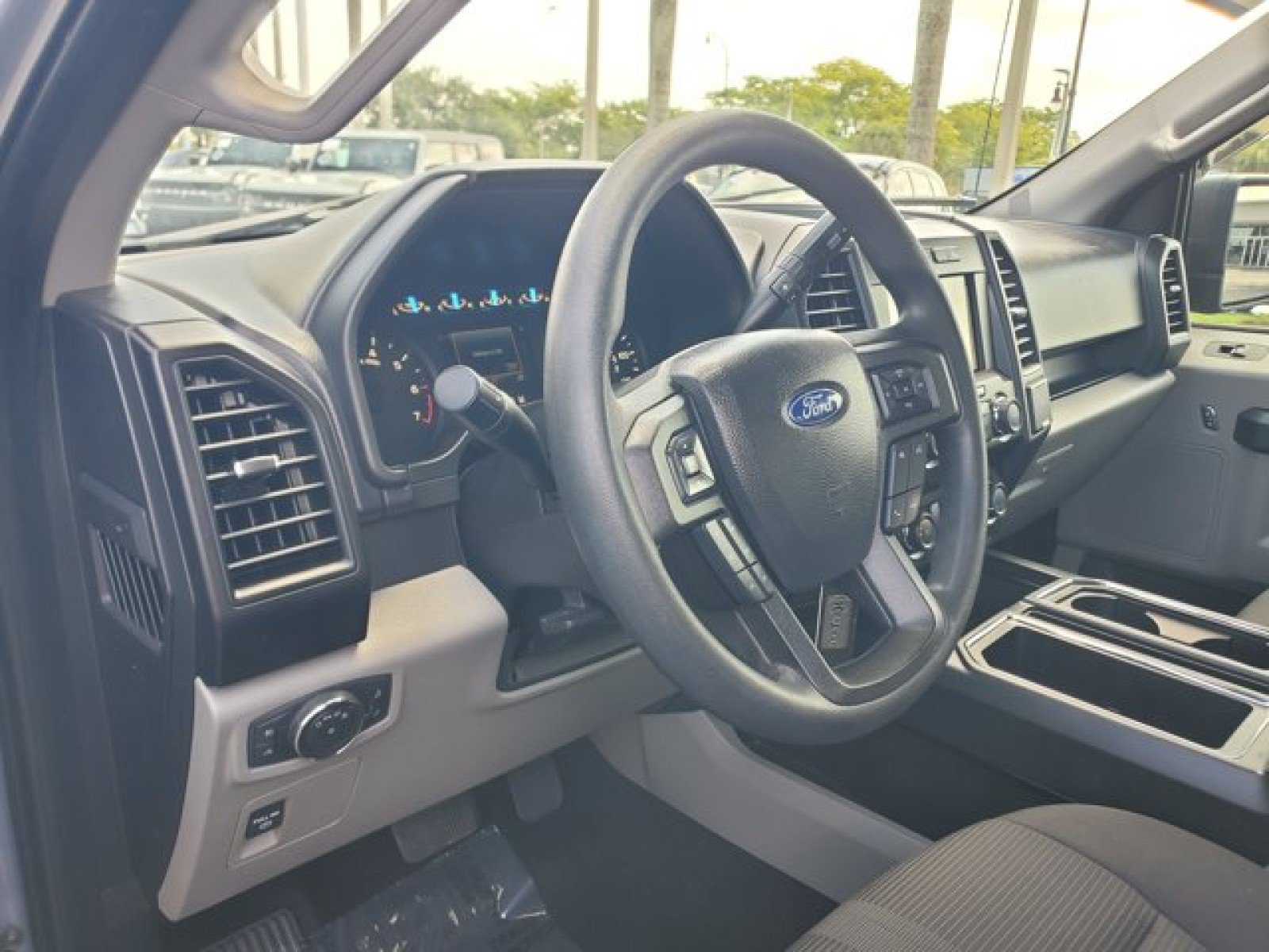 Certified 2019 Ford F150 XL w/ Equipment Group 101A Mid RWD image 9