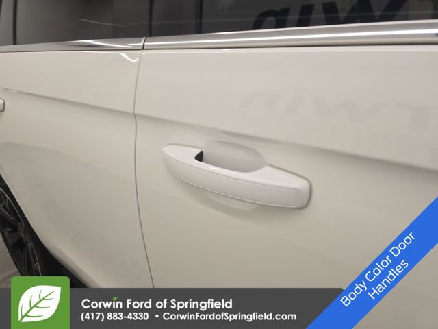 Certified 2024 Ford Expedition Limited image 10