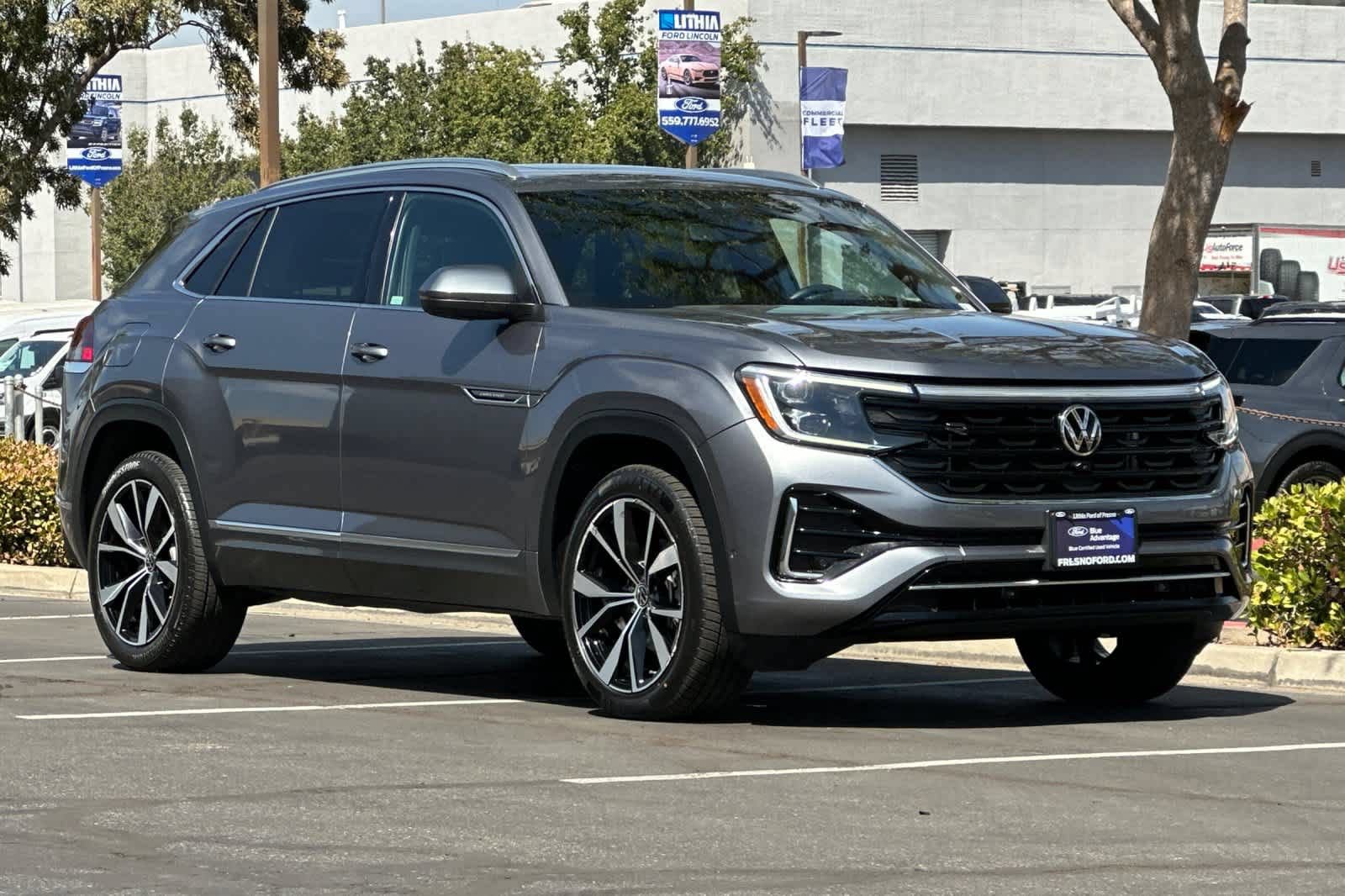 Used 2024 Volkswagen Atlas Cross Sport SEL Premium R-Line AWD/4WD image 10