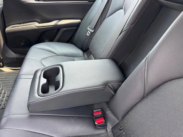 Used 2020 Toyota Camry XSE image 10
