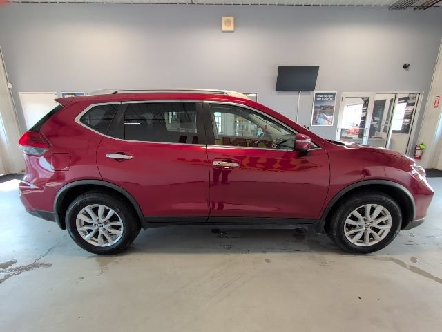 Used 2017 Nissan Rogue SV AWD/4WD image 6