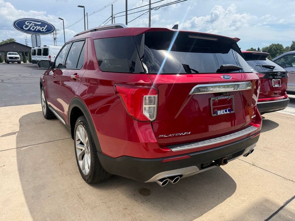 Certified 2023 Ford Explorer Platinum w/ Technology Package AWD/4WD image 9