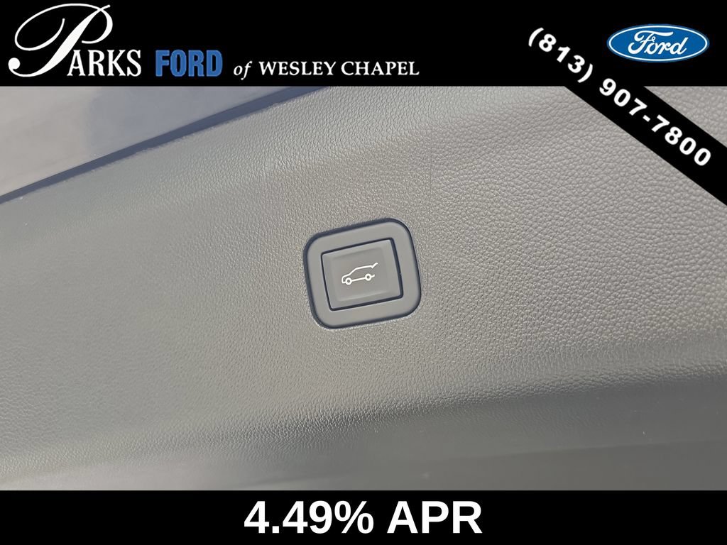 Used 2023 Buick Enclave Premium w/ Experience Buick Package AWD/4WD image 10