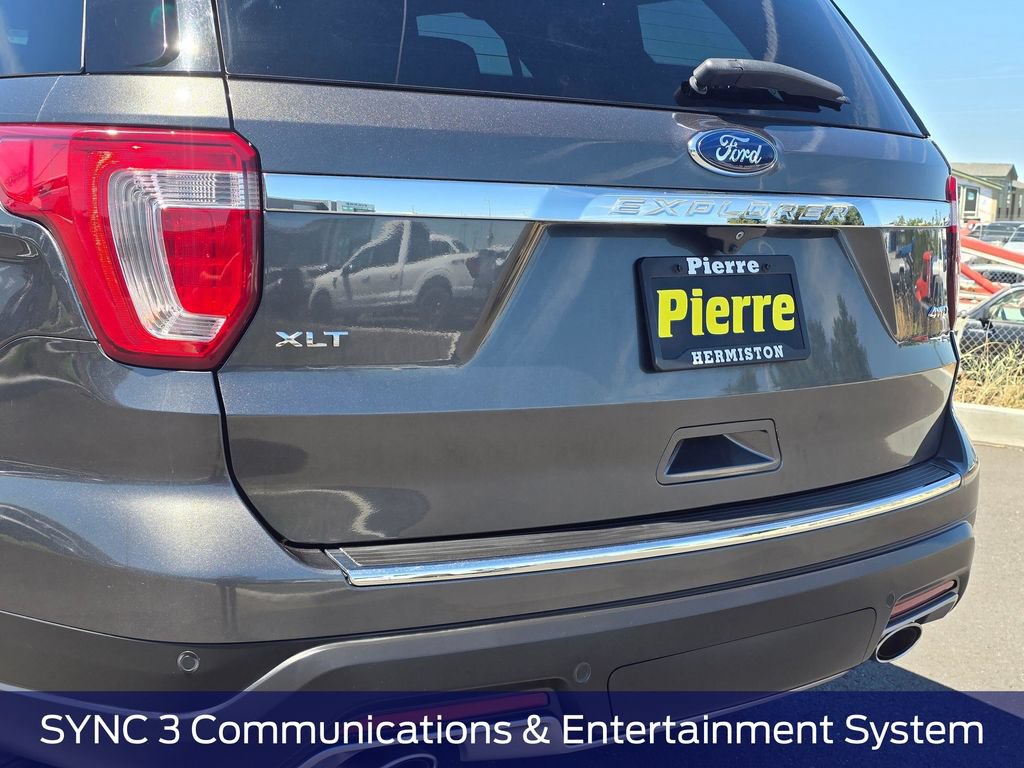 Certified 2018 Ford Explorer XLT w/ Equipment Group 202A AWD/4WD image 8