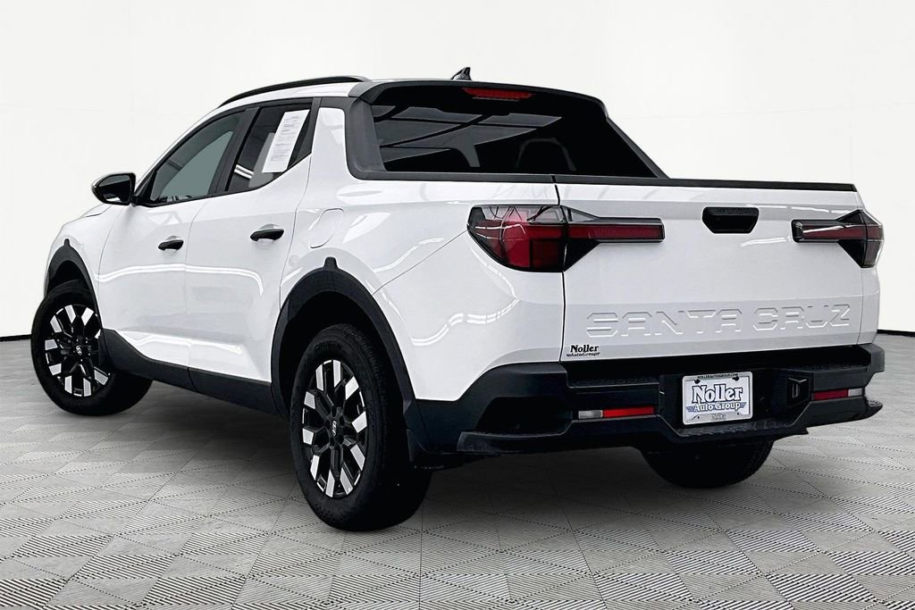 Used 2025 Hyundai Santa Cruz SEL FWD image 13