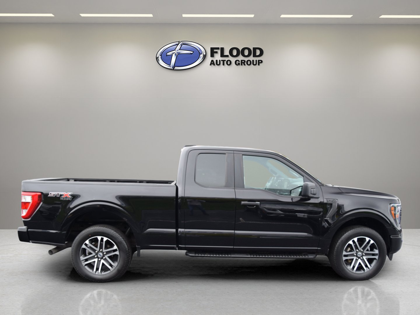 Certified 2023 Ford F150 XL w/ STX Appearance Package AWD/4WD image 3