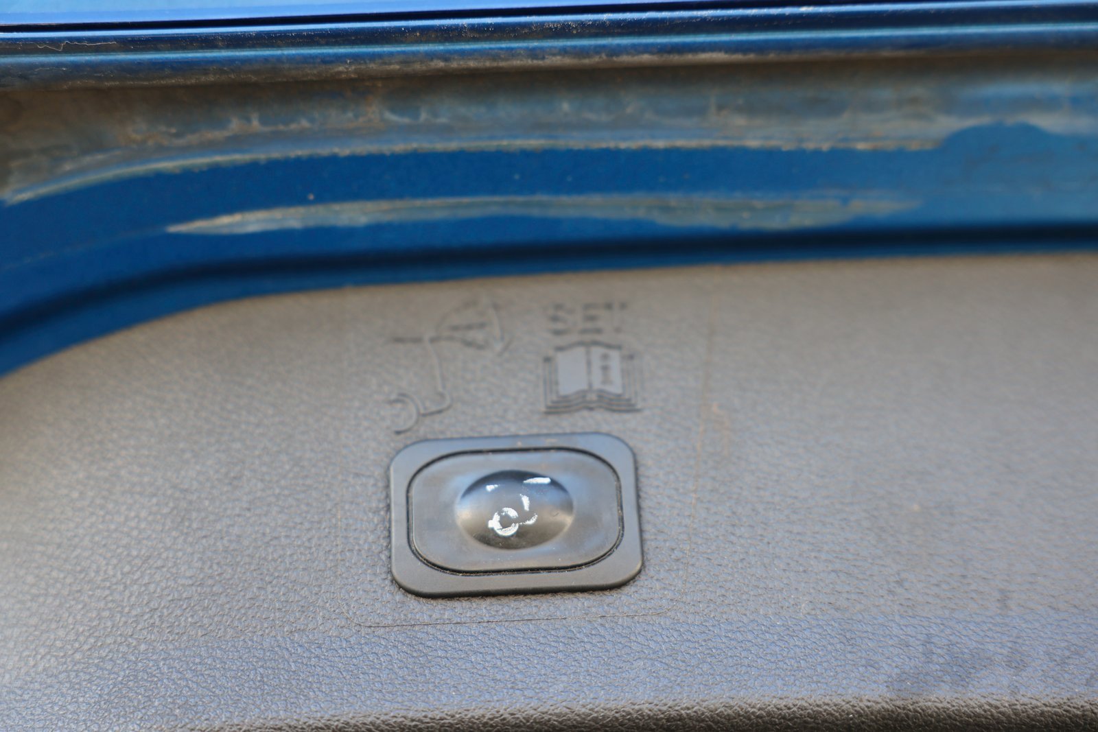 Certified 2019 Ford Escape SEL image 14