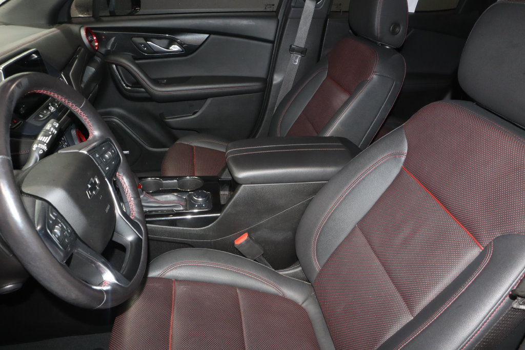 Used 2022 Chevrolet Blazer RS w/ Enhanced Convenience Package FWD image 18