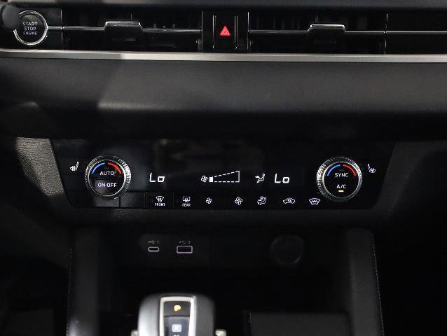 Used 2023 Mitsubishi Outlander SE image 17