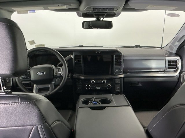 Certified 2025 Ford F350 Lariat w/ FX4 Off-Road Package image 27