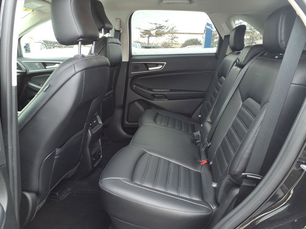 Certified 2024 Ford Edge SEL w/ Convenience Package image 11