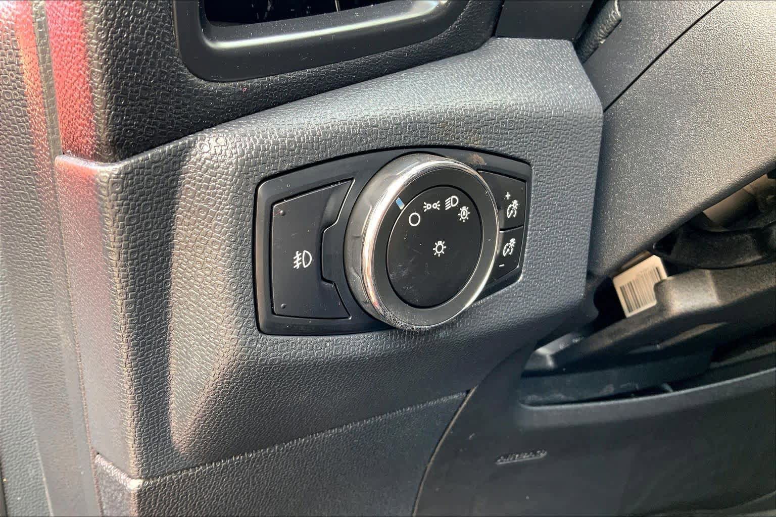 Certified 2021 Ford EcoSport SE FWD image 34