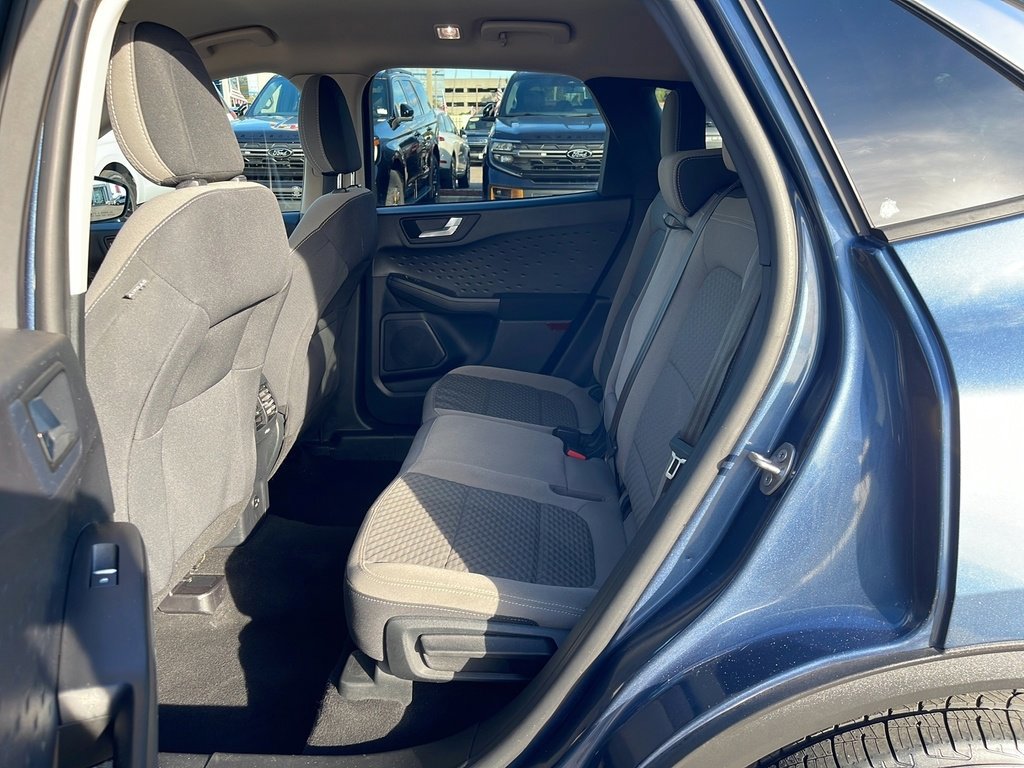 Certified 2020 Ford Escape SE image 13