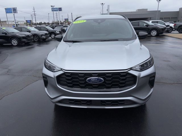 Certified 2023 Ford Escape ST-Line w/ Tech Pack #1 AWD/4WD image 19