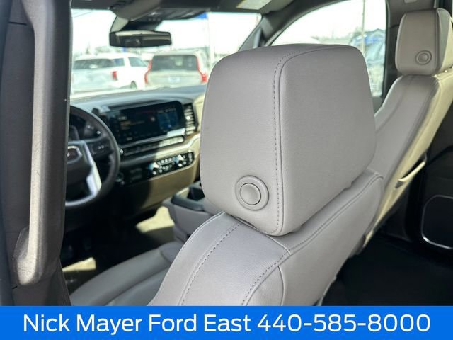 Used 2025 GMC Sierra 1500 SLT AWD/4WD image 28