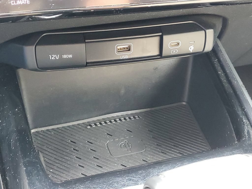 Used 2023 Kia Niro EX FWD image 31